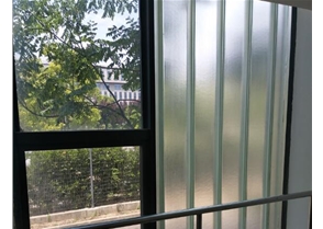 U型玻璃幕墙